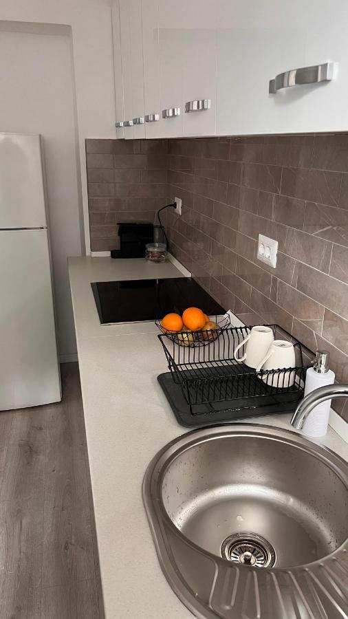 Apartment Cotroceni Studio Bucharest